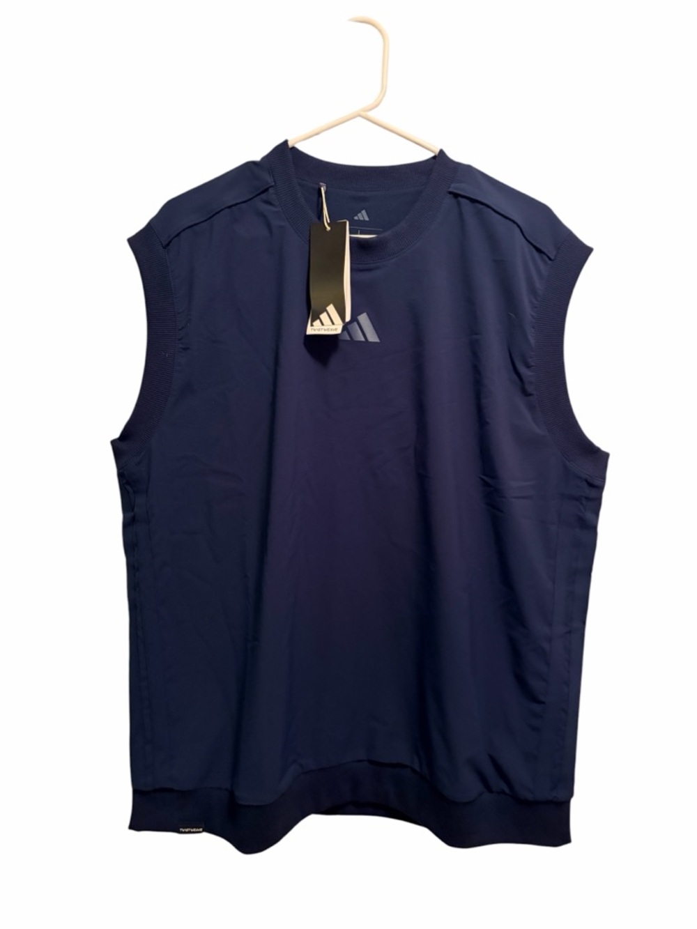 Adidas Mens BTC Golf Vest. Size large. New with tags. Navy‎